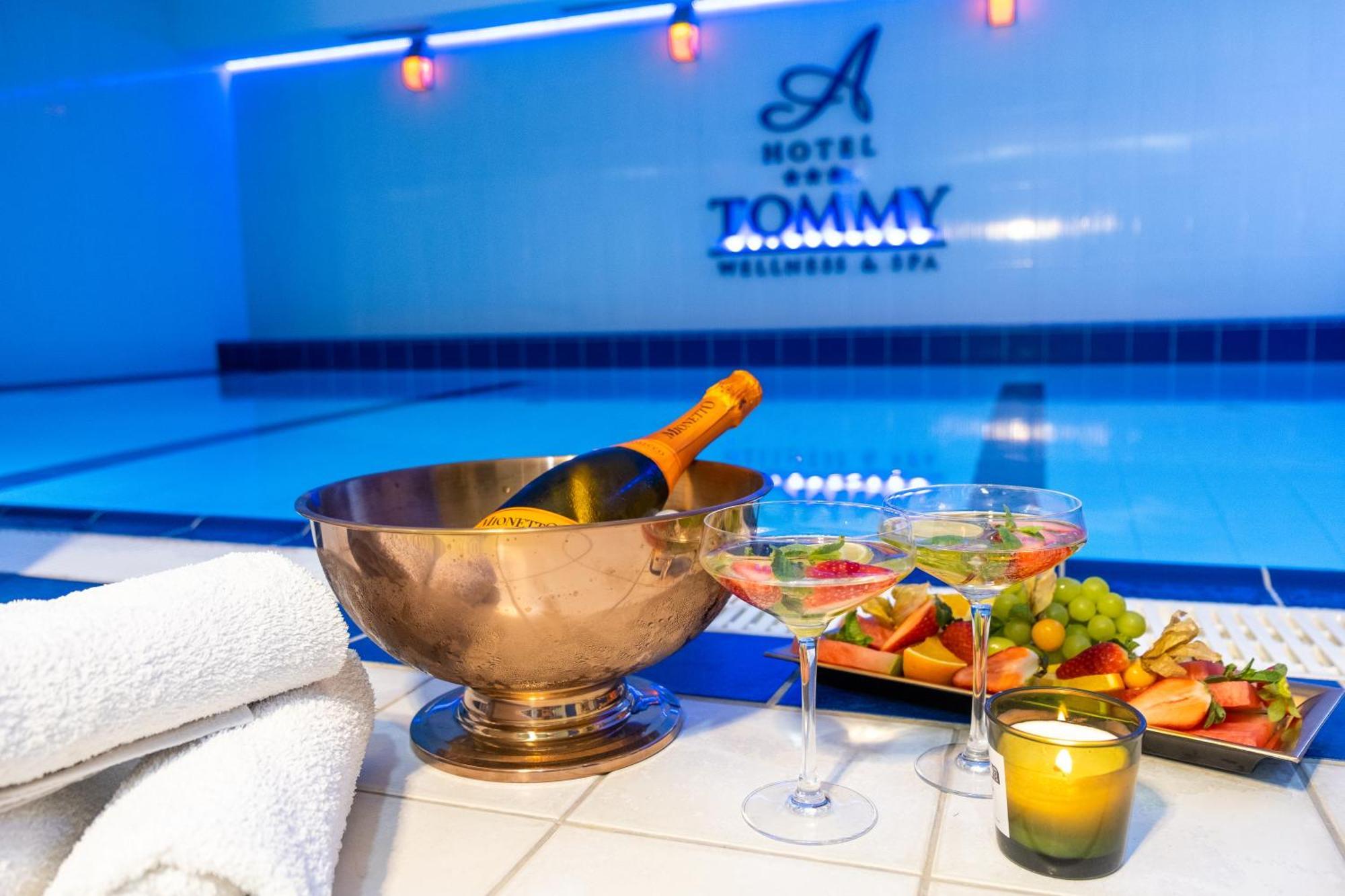 Hotel Tommy Wellness & Spa Nachod Exterior photo