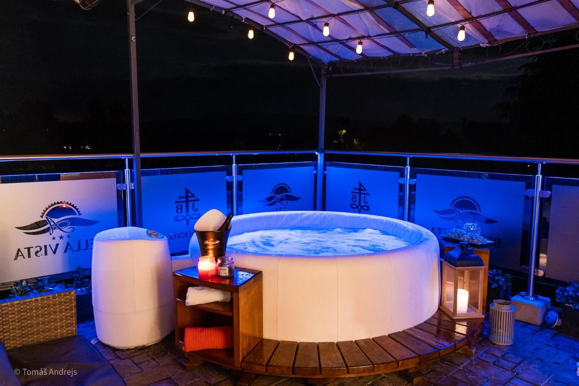 Hotel Tommy Wellness & Spa Nachod Exterior photo