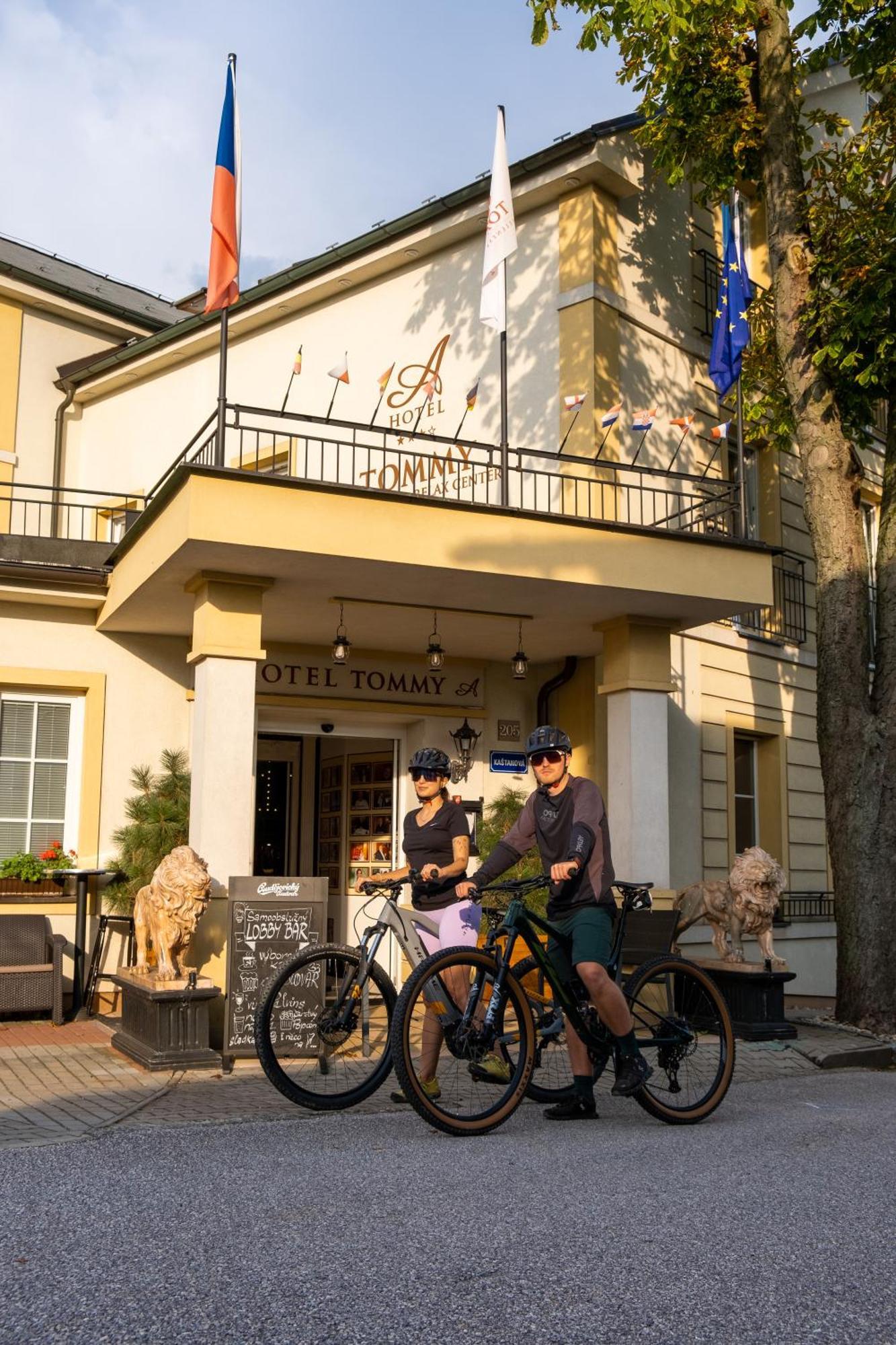 Hotel Tommy Wellness & Spa Nachod Exterior photo